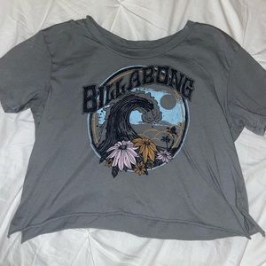 billabong cropped tee